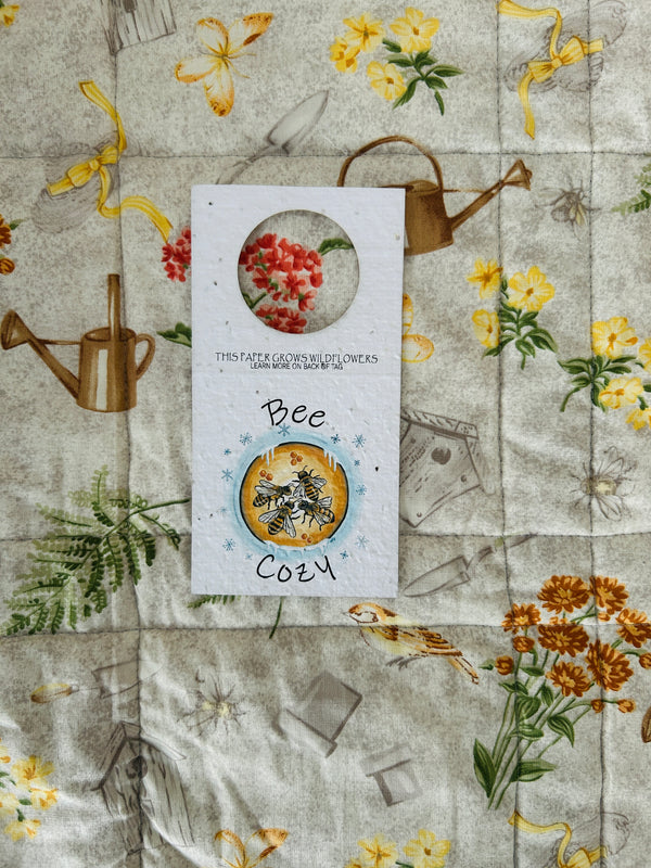 Bee Cozy Bottle Tag